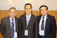 (From left) Prof. Chan Wai-yee, Prof. Shinya Yamanaka, Nobel Laureate in Physiology or Medicine 2012 and Shaw Prize Laureate in Life Science and Medicine 2008, and Prof. Li Gang